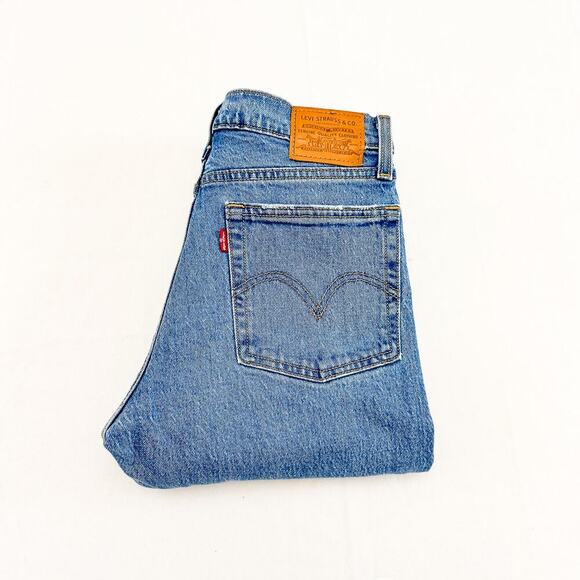 Levi's Wedgie Straight Ripped Knee Light/Medium Button Fly Denim Jeans Size 25 - Picture 1 of 9